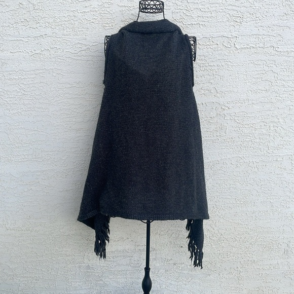 Democracy Jeans Boho Sweater Vest - Picture 6 of 7